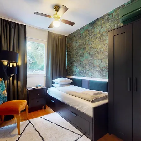 Gallery Gardens Apartment Split